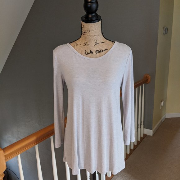 🛍️ BUNDLE ONLY | GAP gray flowy shift top Small - Picture 1 of 11